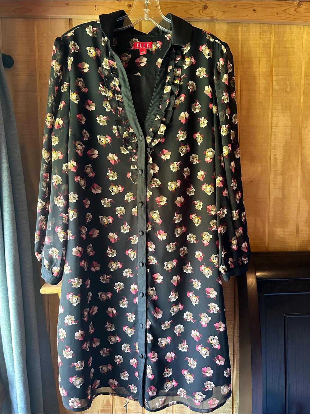 Elle Black Floral Button-Down Shirt with Pink and Cream Blooms 8261